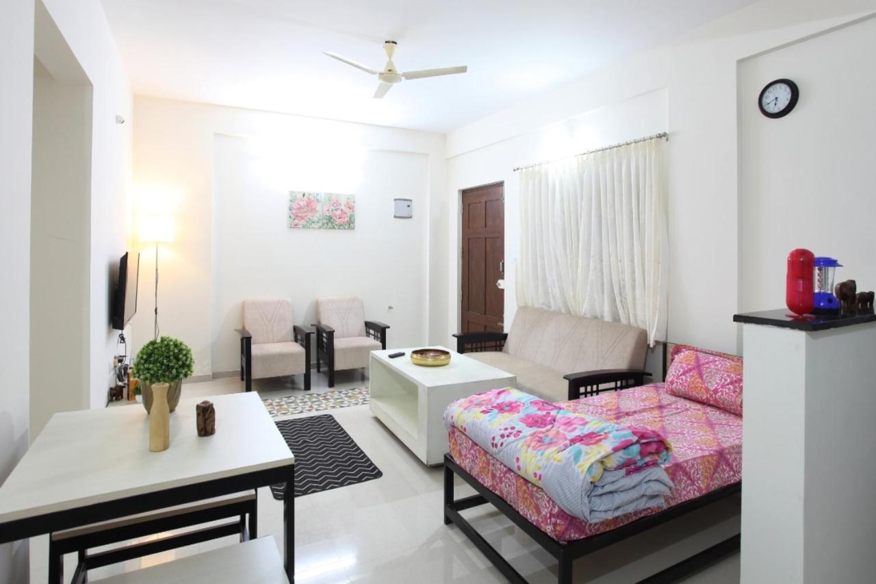 Qualtems Guest House-With Ac Options Bangalore Ngoại thất bức ảnh