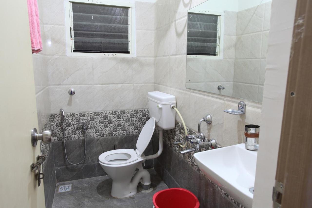 Qualtems Guest House-With Ac Options Bangalore Ngoại thất bức ảnh